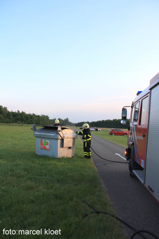 containerbrand muidenweg de piet 27-6-2010 012.JPG